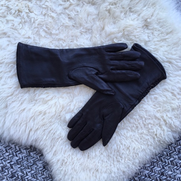 Le Chateau - 100% Brown Leather Gloves - Picture 2 of 3